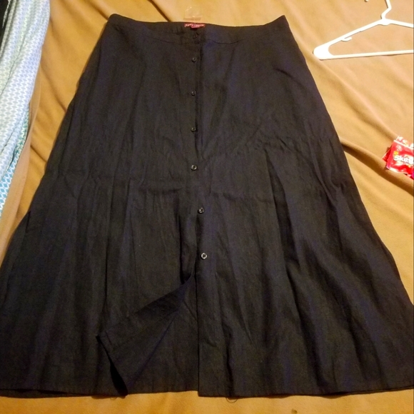 Dress - Picture 1 of 2